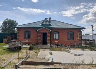 Продаю дом, 100 м2, посёлок городского типа Васильево, Дальняя улица, 1