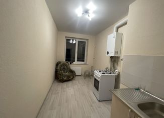 Продам 3-комнатную квартиру, 70.5 м2, Майский, улица Ленина, 4/3