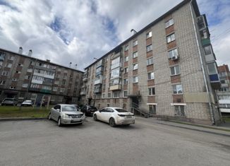 Продам 1-комнатную квартиру, 32.7 м2, Кемеровская область, улица Ленина, 67А