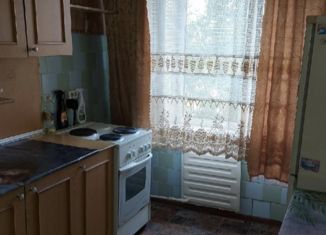 Сдаю в аренду трехкомнатную квартиру, 65 м2, Барнаул, улица Попова, 62