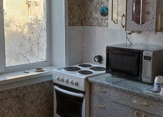 Двухкомнатная квартира на продажу, 51 м2, Сосновоборск, улица Энтузиастов, 12