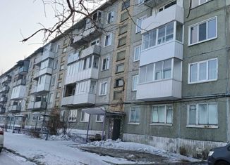 Продаю 4-ком. квартиру, 61 м2, село Боград, Новая улица, 17