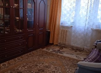 Продается 1-ком. квартира, 31 м2, Гатчина, улица Карла Маркса, 57