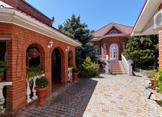 Продам дом, 292.7 м2, Краснодар, улица 2-я Линия, улица 2-я Линия