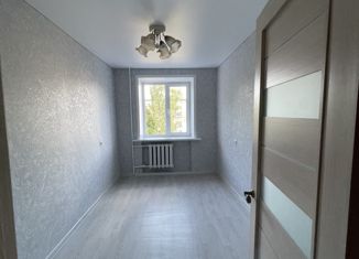 Продажа 3-комнатной квартиры, 52 м2, Боровичи, улица Кропоткина, 5