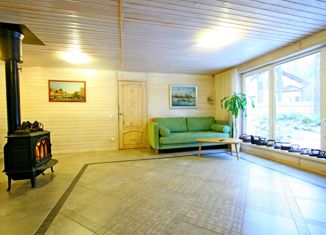 Продам дом, 158.3 м2, посёлок Западная Лица, улица Капитана 1-го ранга Лячина, 4