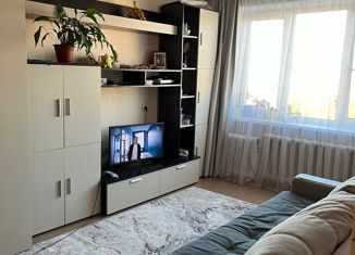 Продам однокомнатную квартиру, 33 м2, Новочебоксарск, улица Строителей, 50