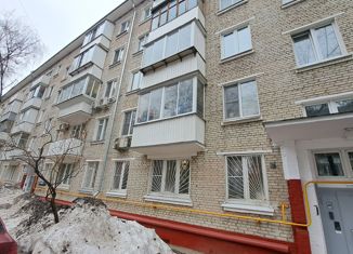 Продам однокомнатную квартиру, 31 м2, Москва, улица Москворечье, 17, метро Каширская