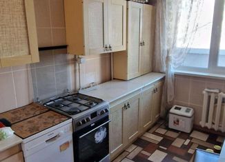 Продажа четырехкомнатной квартиры, 80 м2, Яровое, квартал А, 31