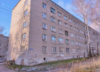 Продаю 1-ком. квартиру, 14 м2, Смоленск, улица Марии Октябрьской, 10Г