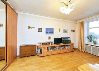 Продажа 2-комнатной квартиры, 52 м2, Санкт-Петербург, Синявинская улица, 12, Синявинская улица