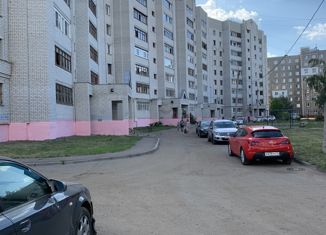 Продается 4-комнатная квартира, 78 м2, Ярославль, улица Громова, 42, Северный жилой район