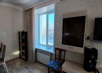 Трехкомнатная квартира на продажу, 82.5 м2, Междуреченск, Коммунистический проспект, 11
