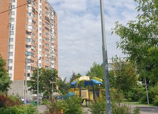 Продается 1-ком. квартира, 37 м2, Москва, Дубнинская улица, 5к2, станция Окружная