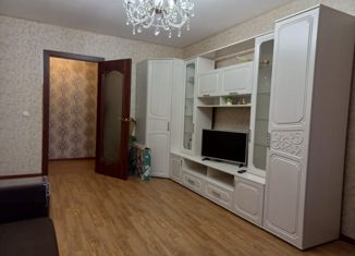 Продается 3-комнатная квартира, 68.4 м2, Тихвин, улица Ярослава Иванова, 1