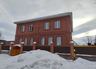 Дом на продажу, 432.7 м2, Верхнеуральск, улица Карла Маркса, 3А