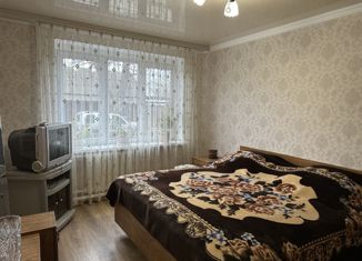 Продаю 2-ком. квартиру, 45 м2, Беслан, улица Маркова, 19