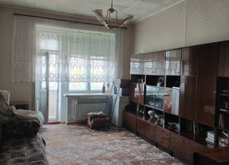 Продается 2-комнатная квартира, 55 м2, Татарстан, улица Тукая, 27