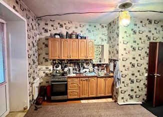 Продается двухкомнатная квартира, 58 м2, Белово, Железнодорожная улица, 49А