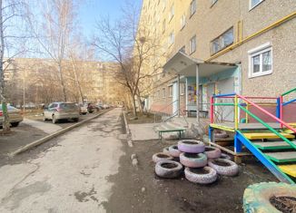 3-ком. квартира на продажу, 58 м2, Свердловская область, улица Амундсена, 56