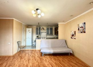 Продажа 2-ком. квартиры, 43.4 м2, Оренбург, улица Чкалова, 9