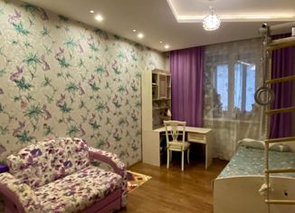 Продам 3-комнатную квартиру, 73.3 м2, Каспийск, улица Кирова, 68