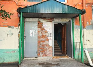 Продаю трехкомнатную квартиру, 58.2 м2, Стрежевой, 3-й микрорайон, 315