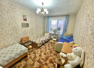Продается 2-комнатная квартира, 53.2 м2, Оса, улица Пугачёва, 22