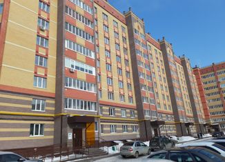 Продается 1-комнатная квартира, 40 м2, Йошкар-Ола, улица Чернякова, 3А, микрорайон 9Б