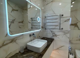 Продается двухкомнатная квартира, 85 м2, Краснодар, улица Леонида Лаврова, 8к3, ЖК Империал