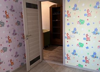 Продам трехкомнатную квартиру, 69.5 м2, поселок городского типа Пангоды, улица Мира, 15