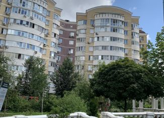 Трехкомнатная квартира на продажу, 115 м2, Москва, Новокуркинское шоссе, 27, район Куркино