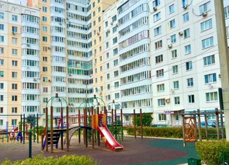 Продам 2-комнатную квартиру, 55 м2, Пермь, Камышловская улица, 21, ЖК Стрижи