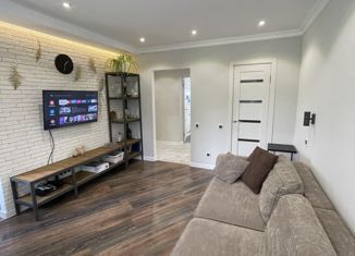 Продаю двухкомнатную квартиру, 50 м2, поселок городского типа Мирный, улица Сырникова, 6