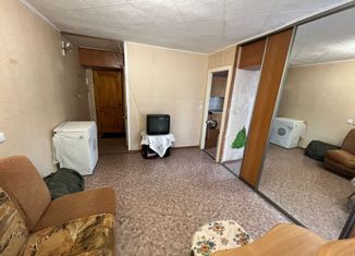 Продаю 1-ком. квартиру, 30 м2, Новосибирск, улица Эйхе, 17, улица Эйхе