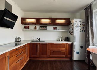 Продаю 2-комнатную квартиру, 73.5 м2, Санкт-Петербург, проспект Пятилеток, 9к1, проспект Пятилеток