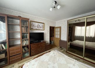 Продается 2-ком. квартира, 60.3 м2, Москва, улица Барышиха, 20, метро Митино