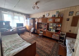 Продажа 1-комнатной квартиры, 29.9 м2, Краснотурьинск, улица 8 Марта, 15