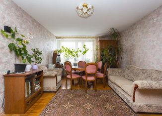 Продам 3-комнатную квартиру, 70 м2, Москва, Астрадамская улица, 6к1, метро Тимирязевская