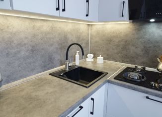 Продается 2-комнатная квартира, 48.1 м2, Бузулук, 4-й микрорайон, 24