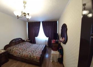 Продам трехкомнатную квартиру, 61 м2, Челябинская область, улица Ленина, 42