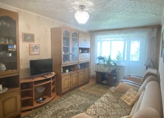 Продам 2-ком. квартиру, 45 м2, Щёкино, улица Емельянова, 22