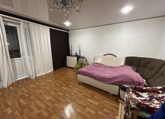 Продается 2-комнатная квартира, 62.9 м2, Лениногорск, улица Садриева, 63