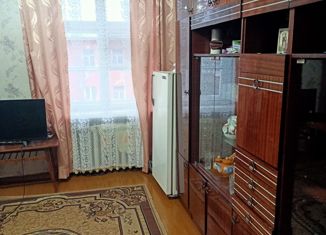 Продажа 2-комнатной квартиры, 45.3 м2, Глазов, улица Белинского, 12