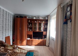 Продаю 3-комнатную квартиру, 56.7 м2, посёлок городского типа Энем, Октябрьская улица, 17