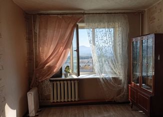 Продаю двухкомнатную квартиру, 44.3 м2, Златоуст, 3-й микрорайон проспекта имени Ю.А. Гагарина, 14