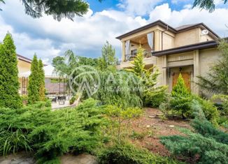 Продам дом, 350 м2, посёлок городского типа Дагомыс, Больничная улица, 1А