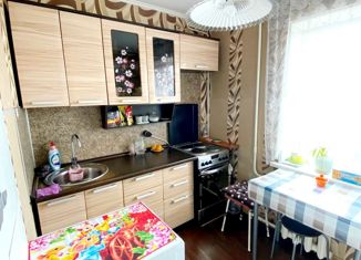 Продажа 2-ком. квартиры, 42 м2, село Михайловка, 4-й квартал, 12