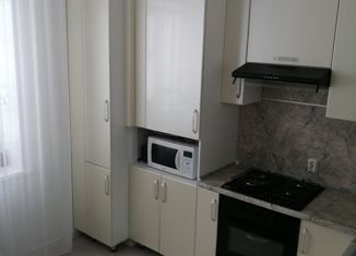 Продается двухкомнатная квартира, 92.9 м2, Елабуга, улица Марджани, 7Г