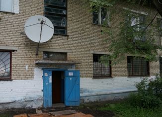 Продам 3-ком. квартиру, 54.7 м2, село Красицкое, Центральная улица, 5